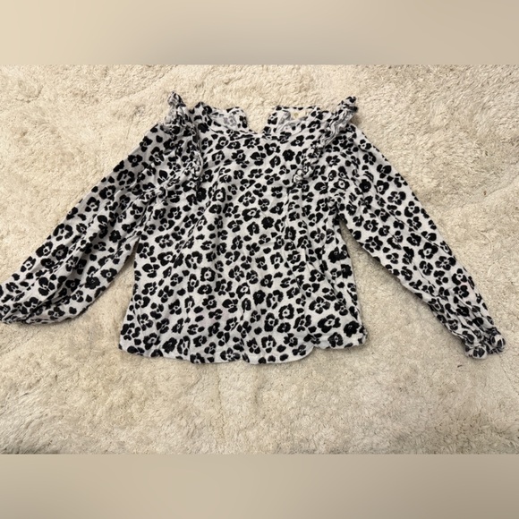 Tucker + Tate Black and White Ruffled Blouse - Picture 1 of 3